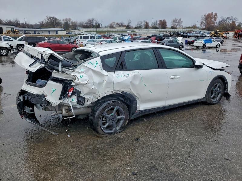 2025 KIA K4 lx
