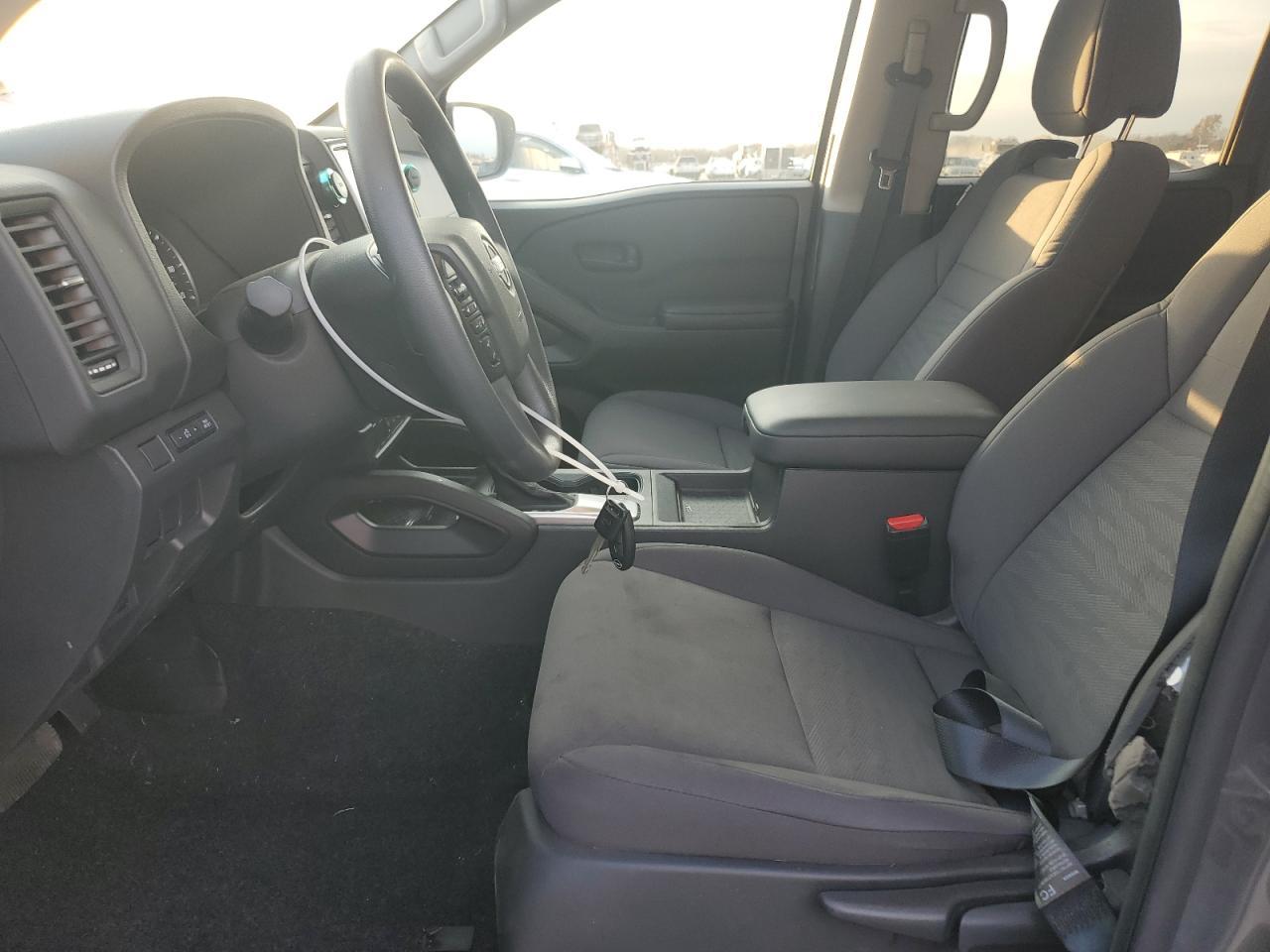 2024 Nissan Frontier s