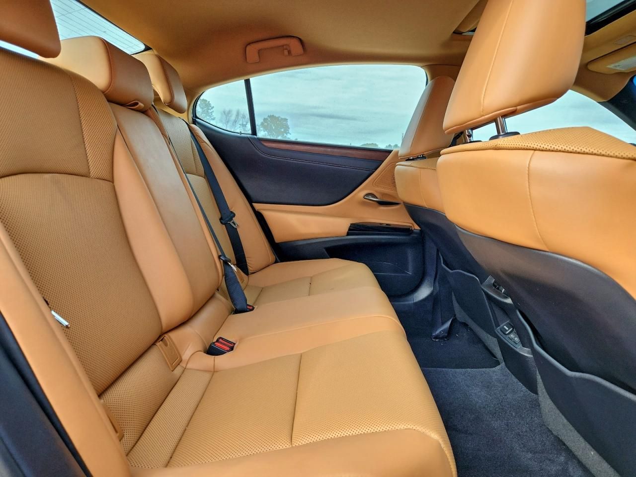 2022 Lexus Es 350 Base