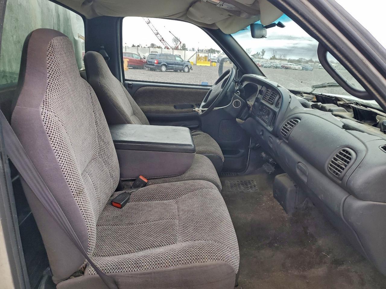 2001 Dodge RAM Utility / Service Truck