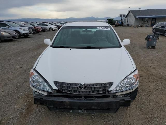 2004 Toyota Camry le