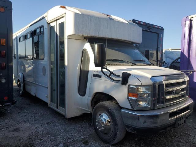 2016 Ford E450 Shuttle Bus