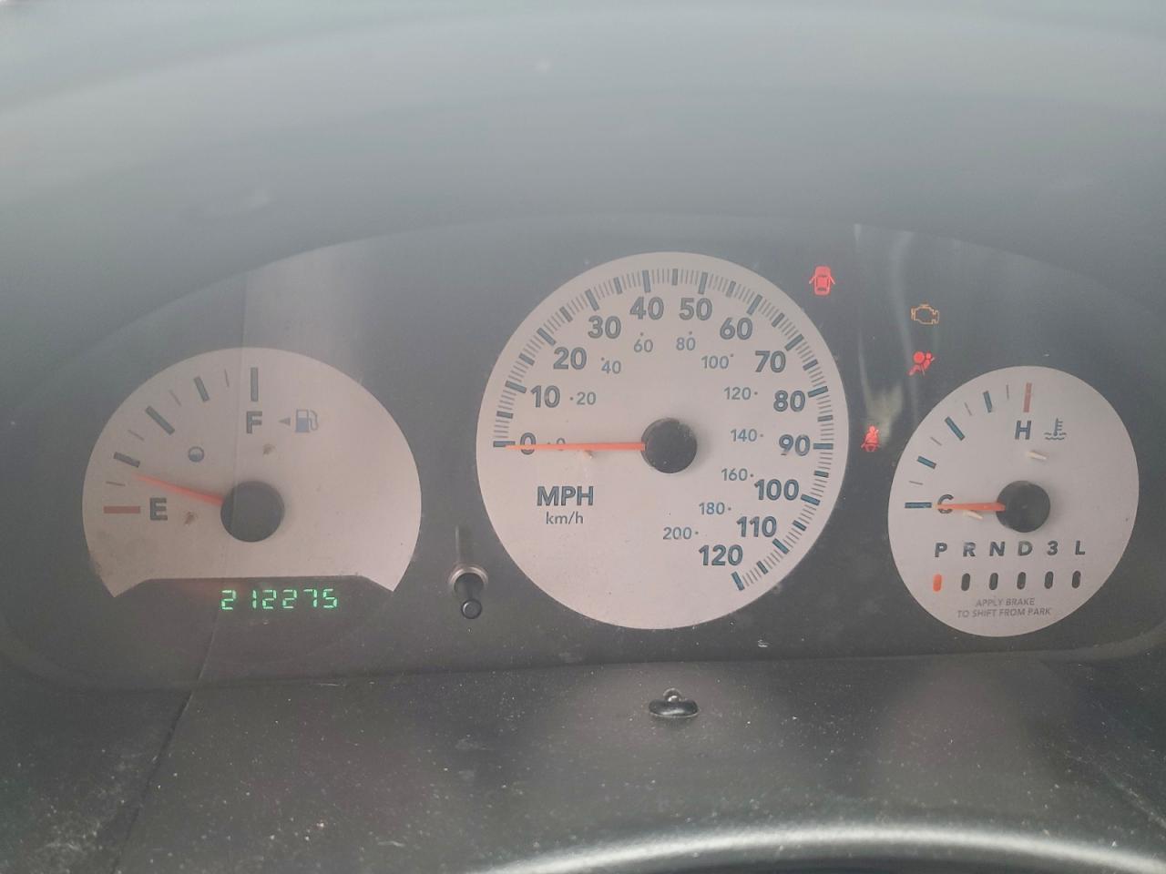 2005 Dodge Grand Caravan se