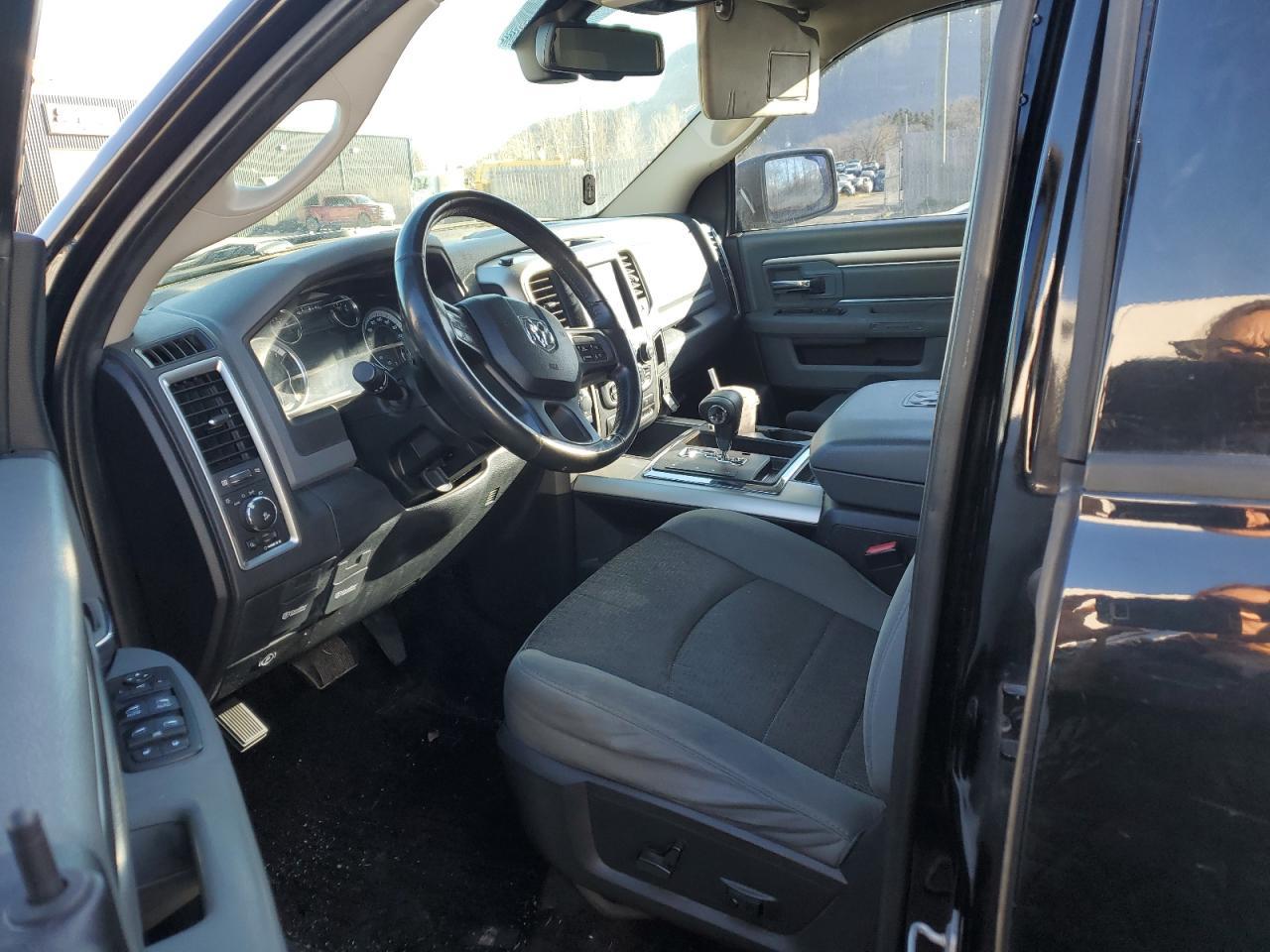 2013 Dodge RAM 1500 SLT