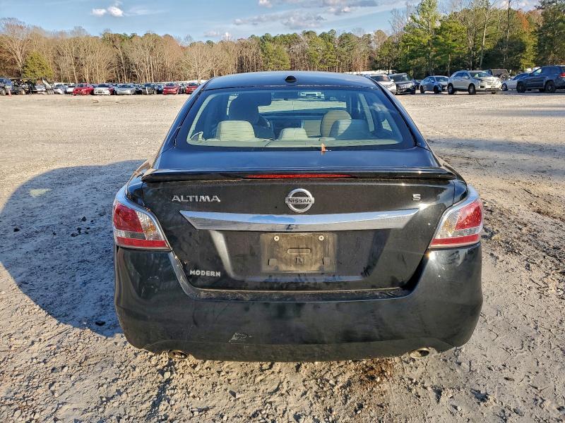 2015 Niss Altima 2.5 s