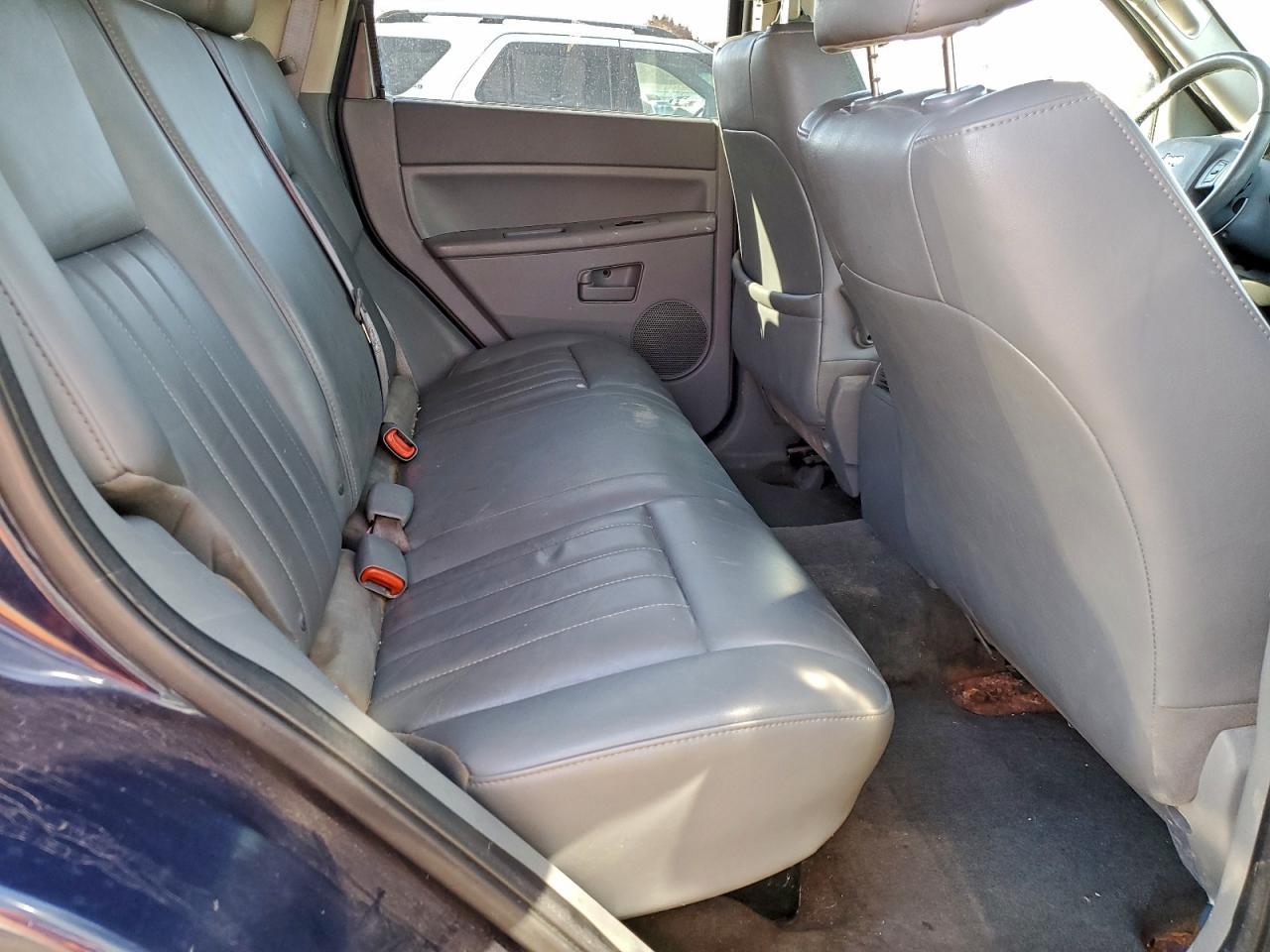 2006 Jeep Grand Cherokee Laredo