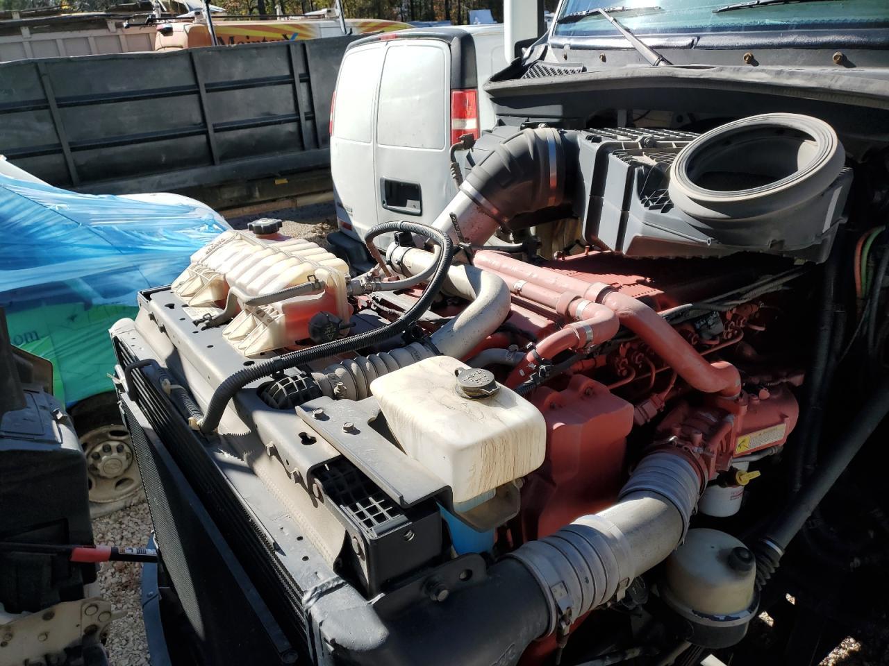 2016 Peterbilt 579 Semi Truck