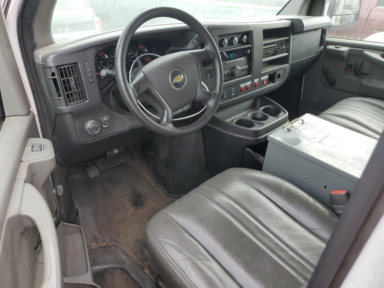 2013 Chevrolet Express G2500