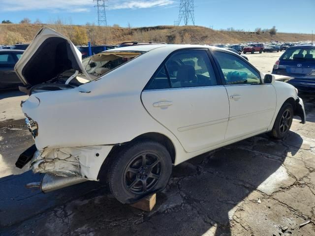 2003 Toyota Camry le