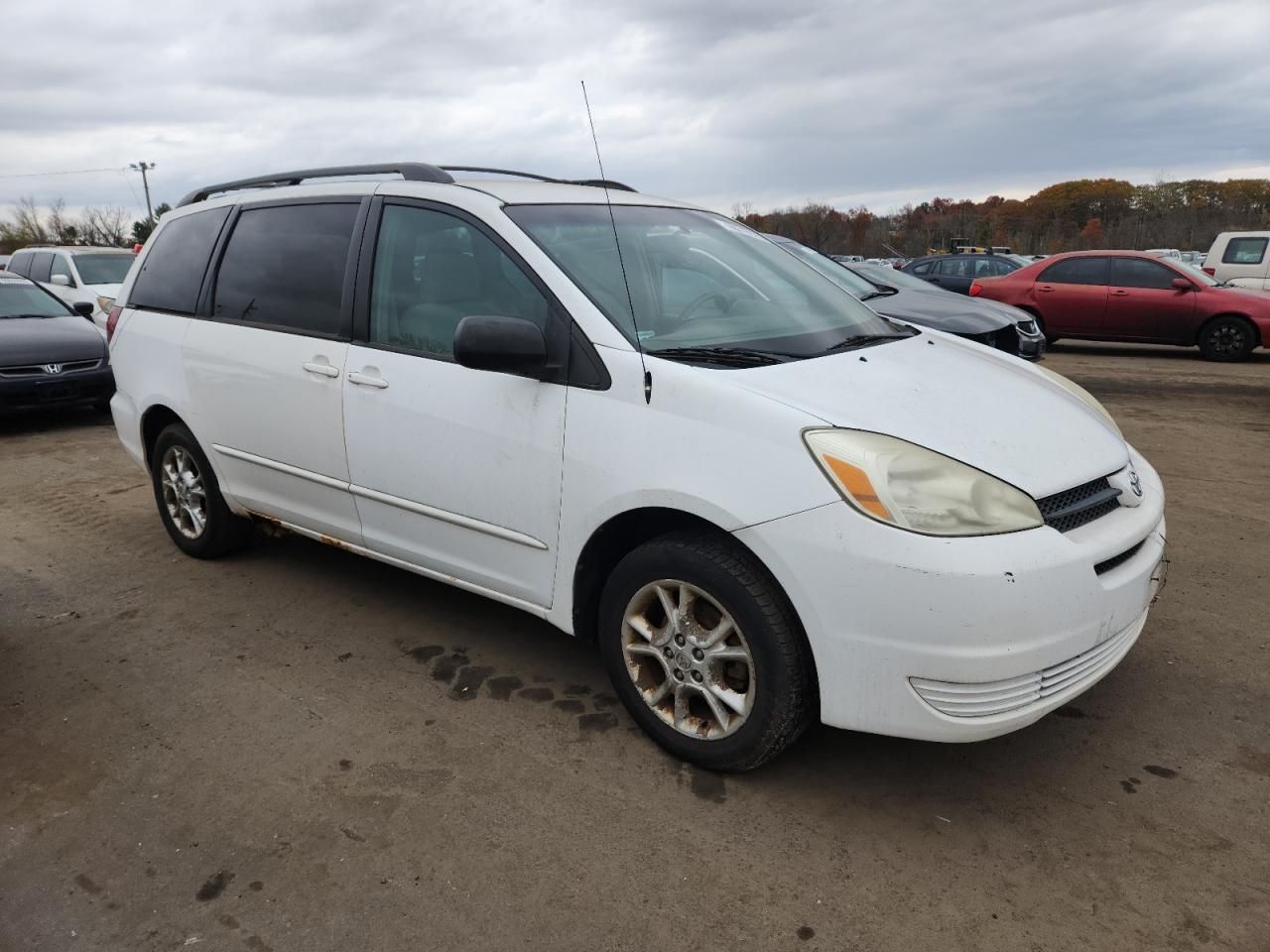 2005 Toyota Sienna le