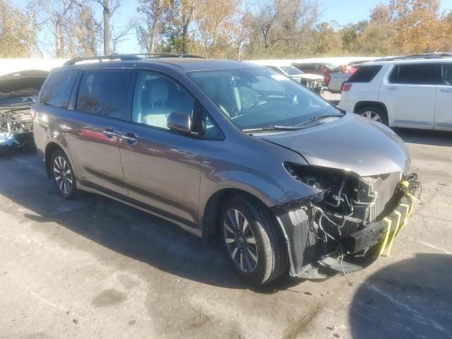 2019 Toyota Sienna xle