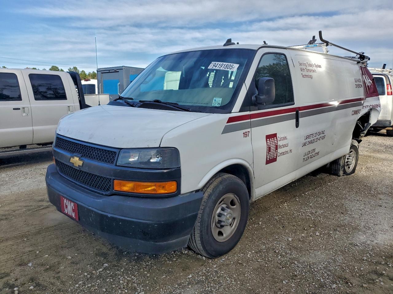 2023 Chev Express G3500