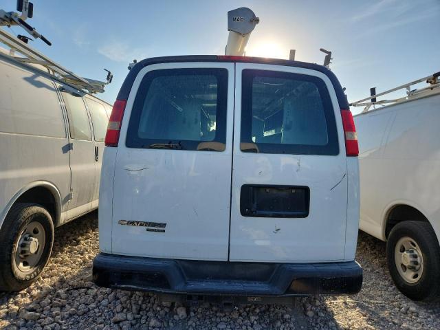 2013 Chevrolet Express G2500