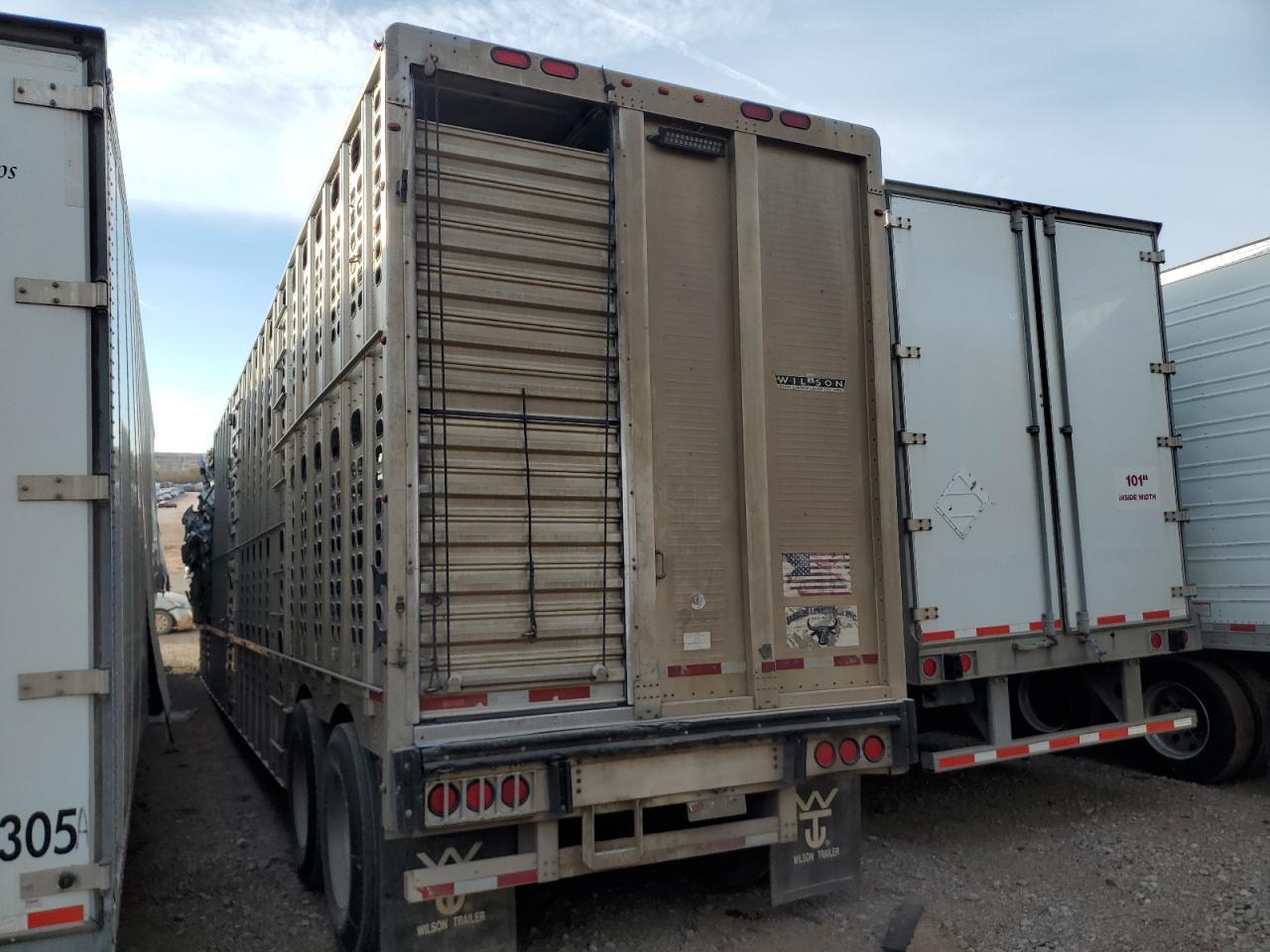 2015 Wilson Livestock Trailer