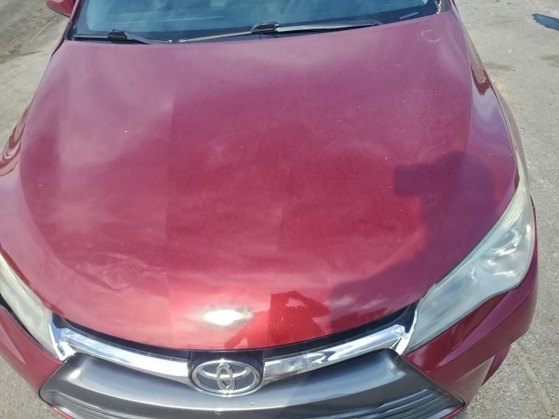 2015 Toyota Camry le