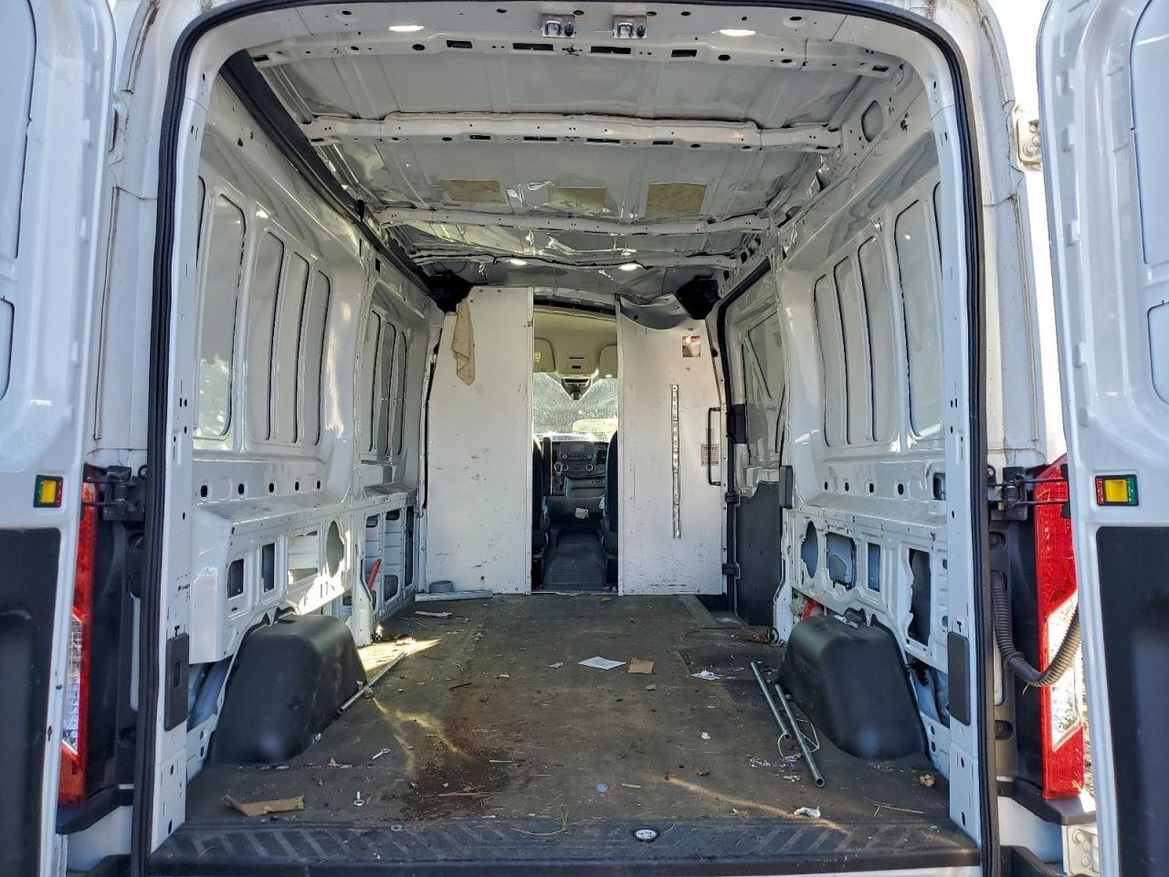 2022 Ford Transit Delivery Van