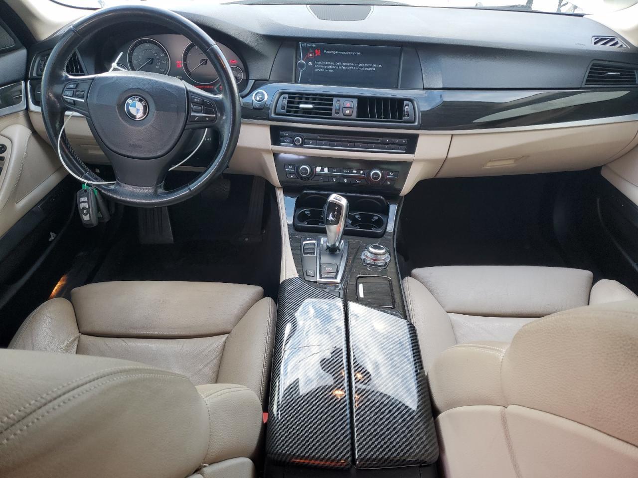 2012 BMW 528 i