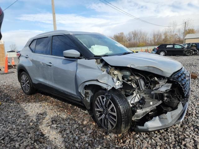 2022 Nissan Kicks sv