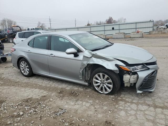 2020 Toyota Camry le