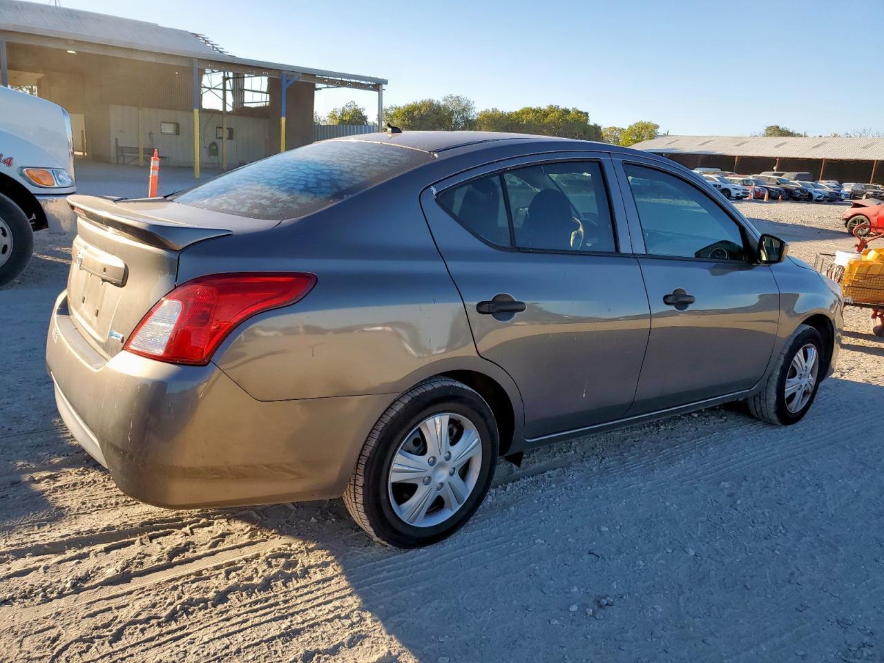 2016 Nissan Versa s