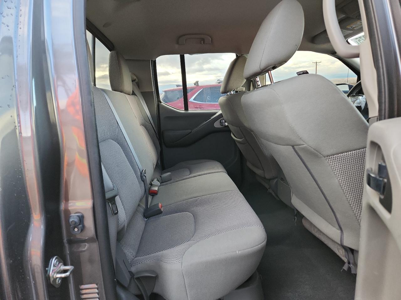 2019 Nissan Frontier s
