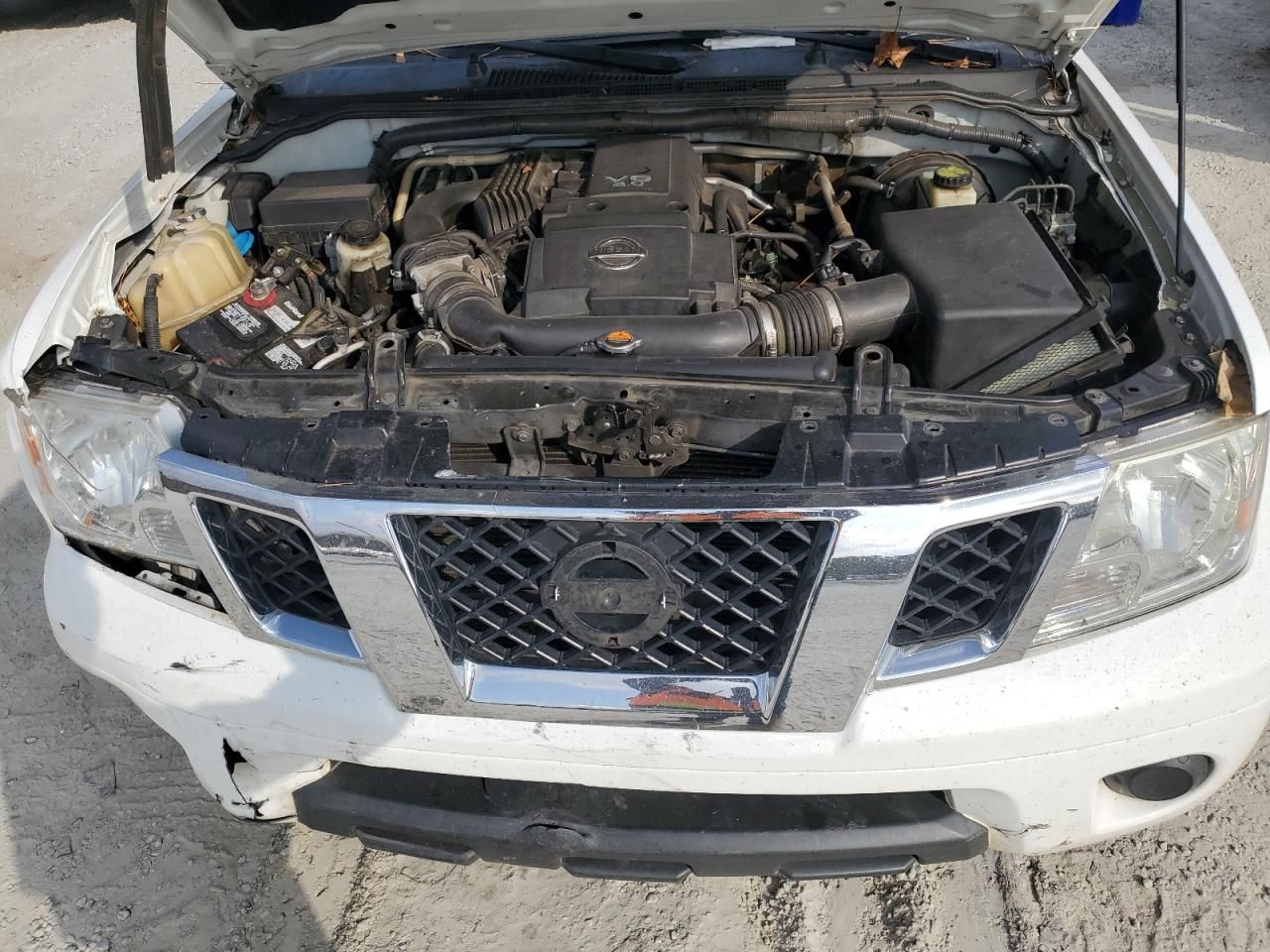 2015 Nissan Frontier s