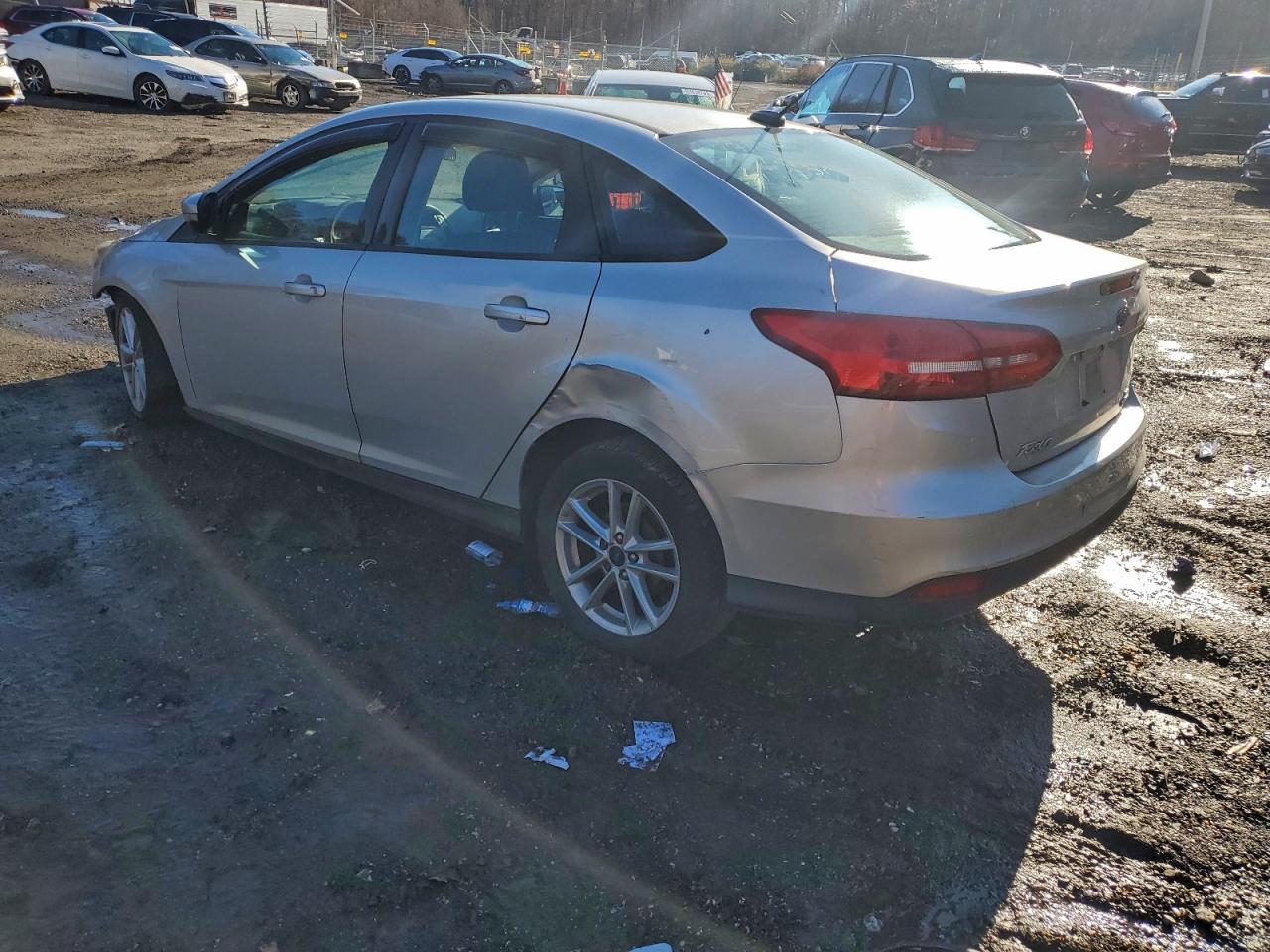 2016 Ford Focus se