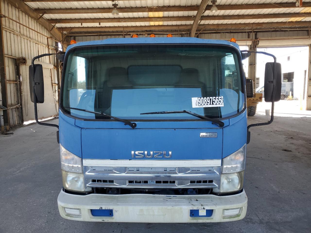 2011 Isuzu NQR Delivery Truck