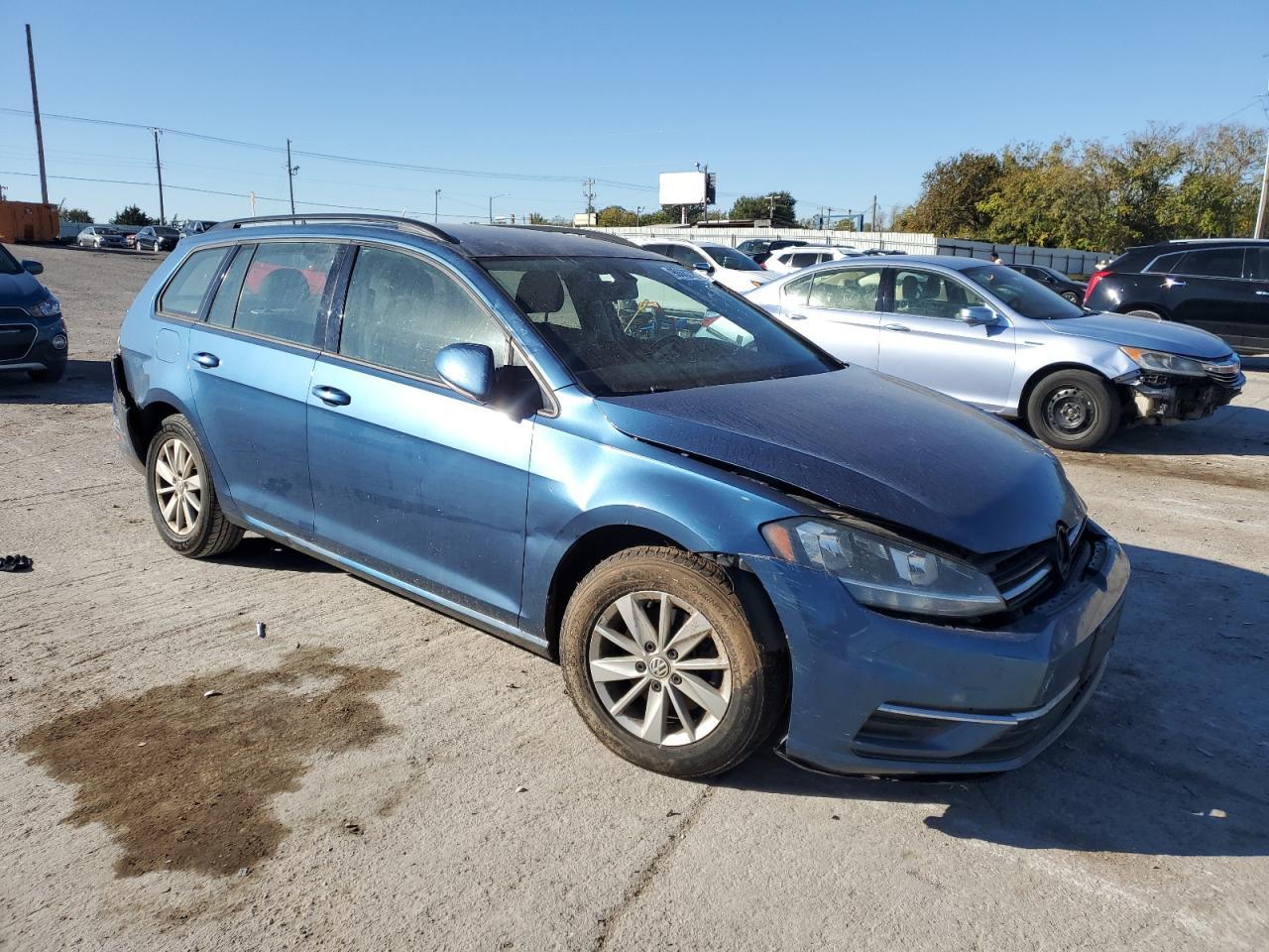 2019 Volkswagen Golf Sportwagen s