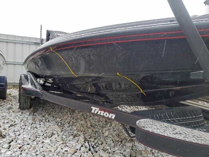 2024 Triton 21 Bass-boat