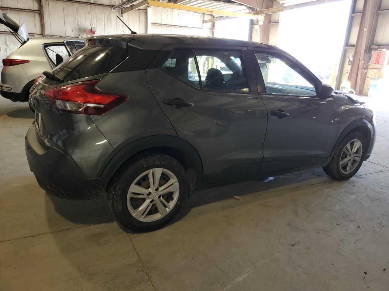 2020 Nissan Kicks s