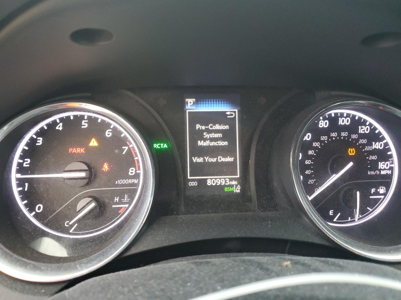 2020 Toyota Camry le