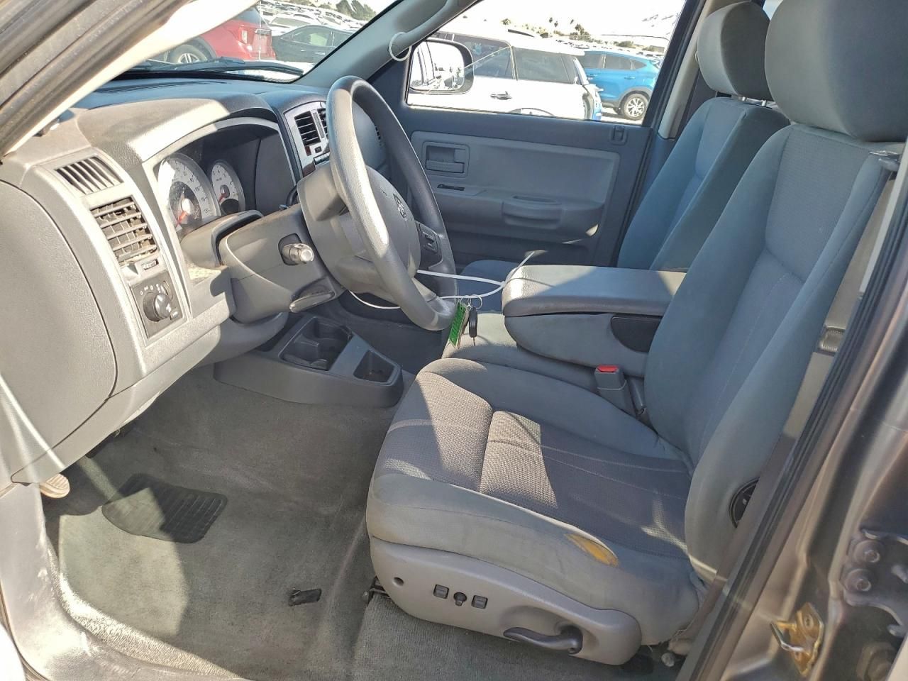 2005 Dodge Dakota Quad SLT