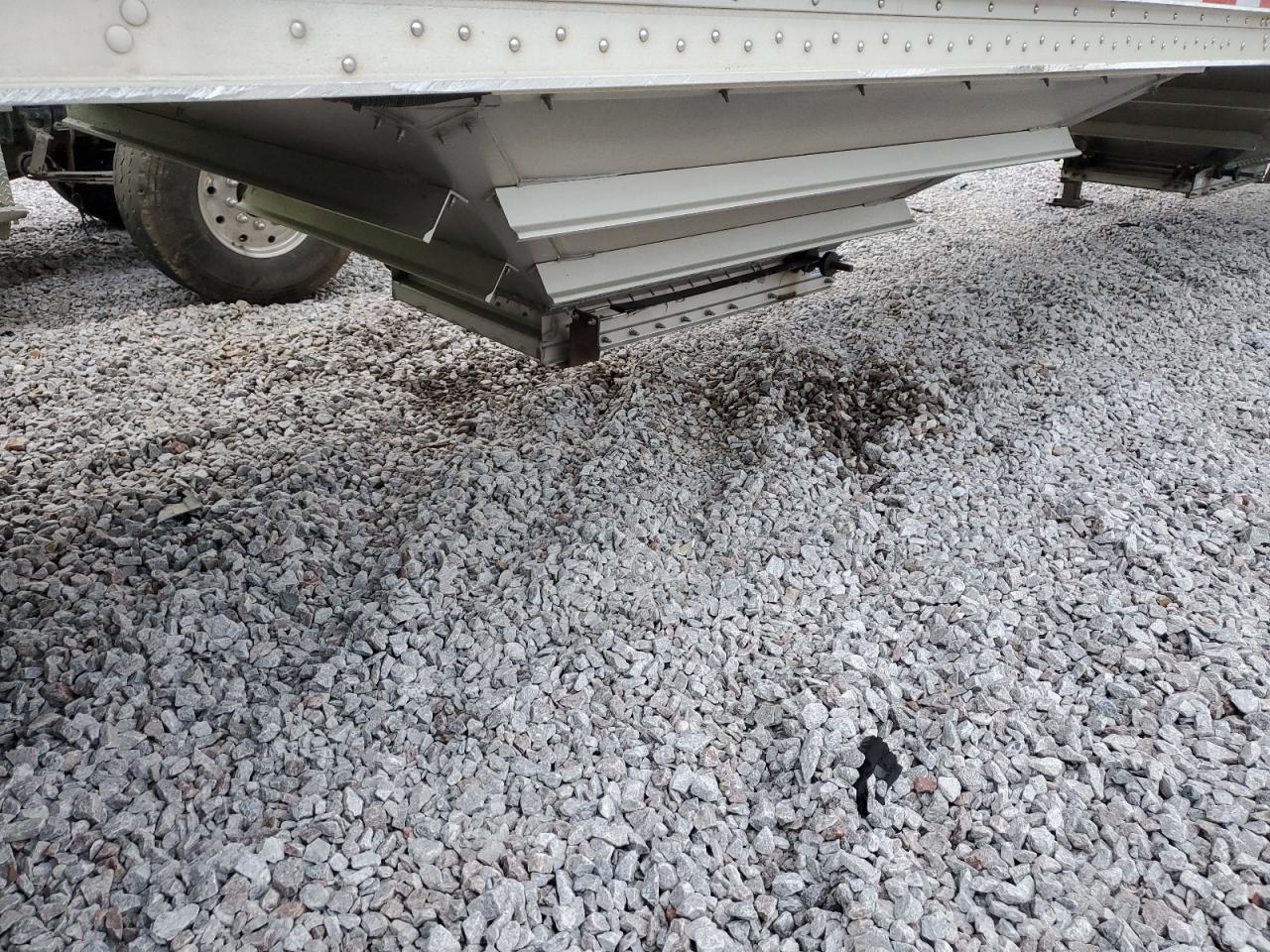 2019 Wilson Dual Hopper Trailer