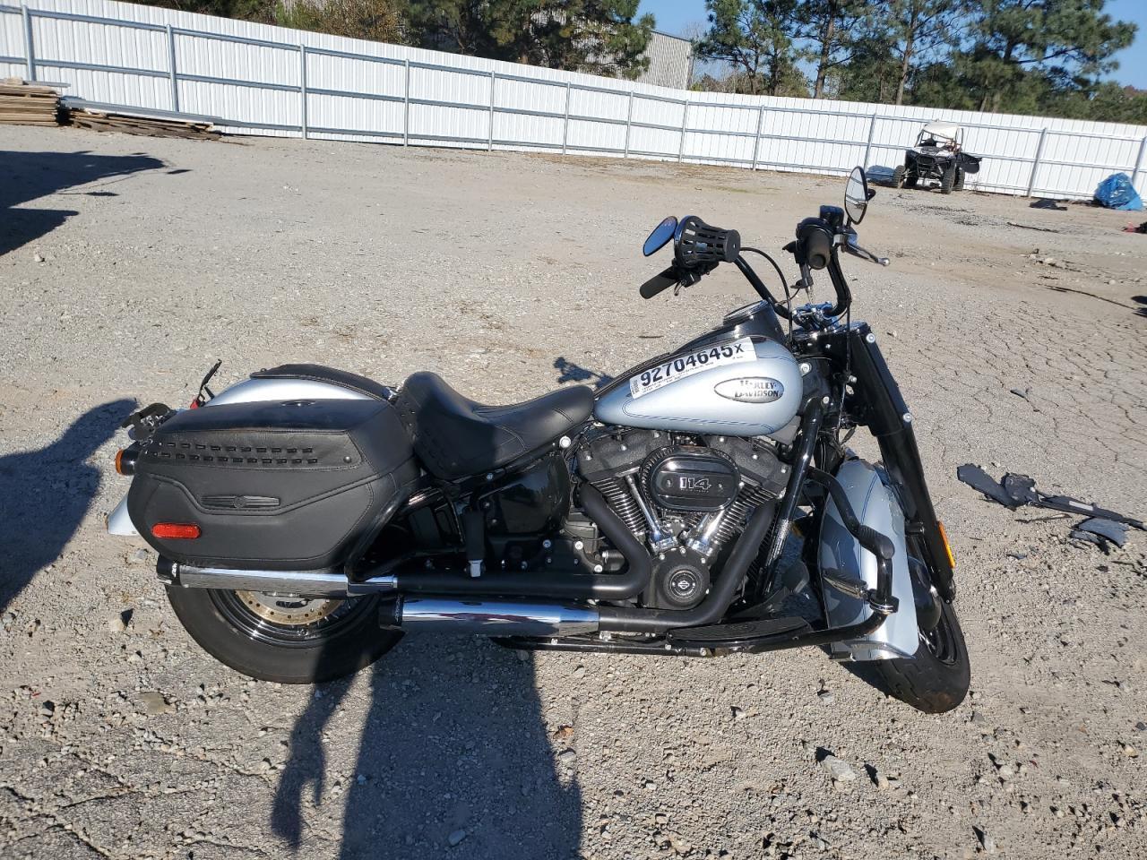 2024 Harley-Davidson Flhcs