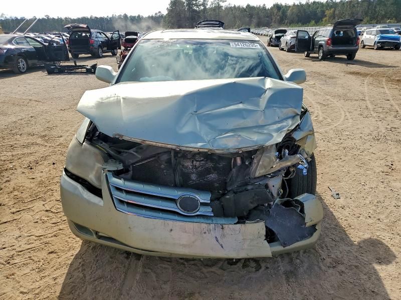 2005 Toyota Avalon xl