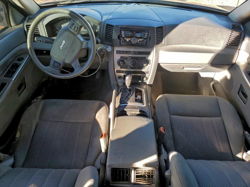 2006 Jeep Grand Cherokee Laredo