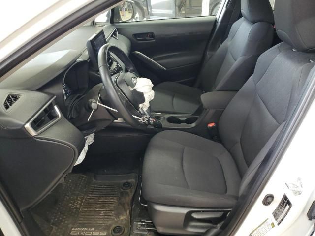 2022 Toyota Corolla Cross le
