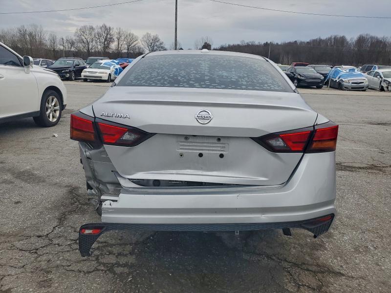 2019 Nissan Altima s