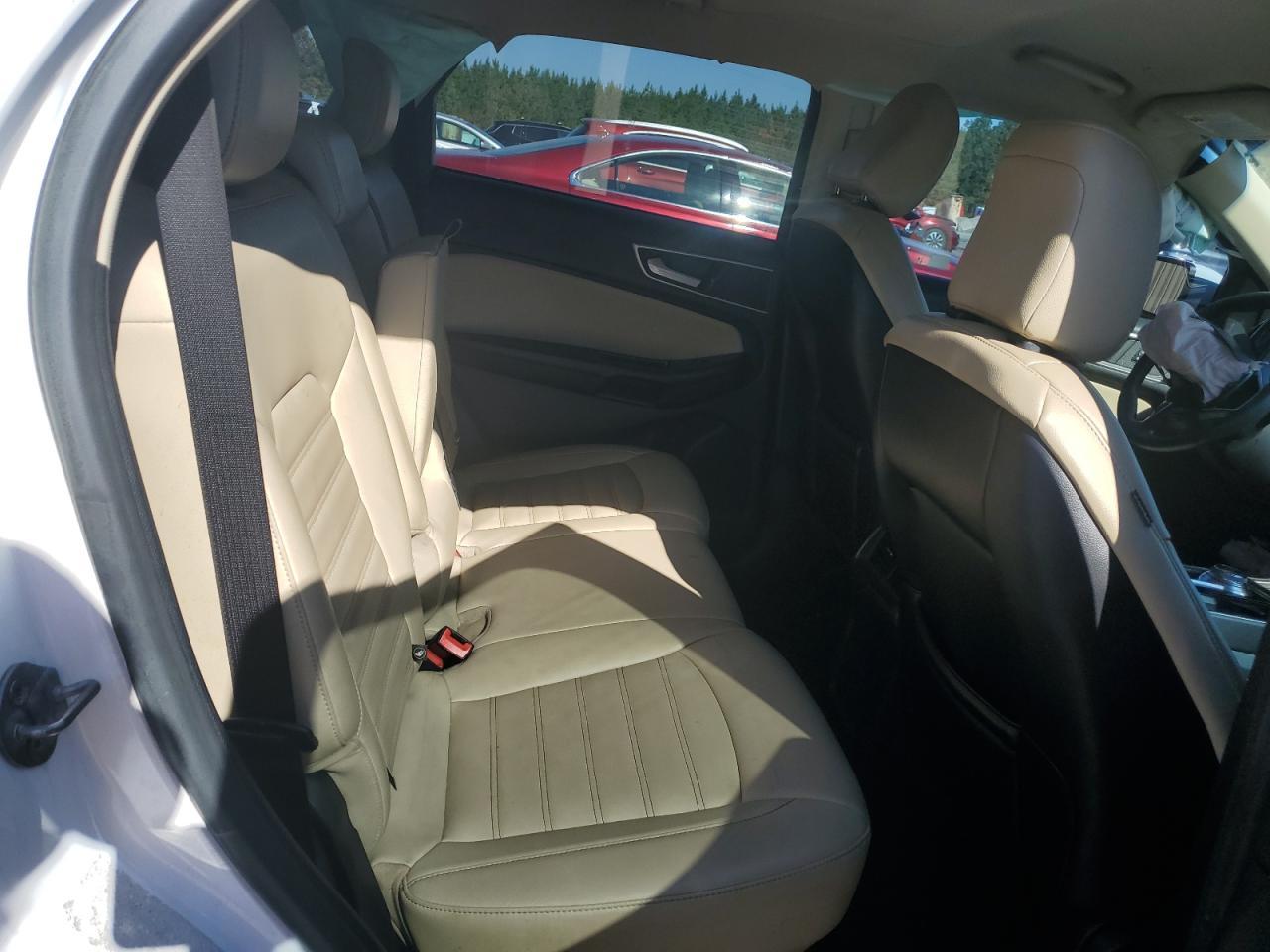 2020 Ford Edge sel