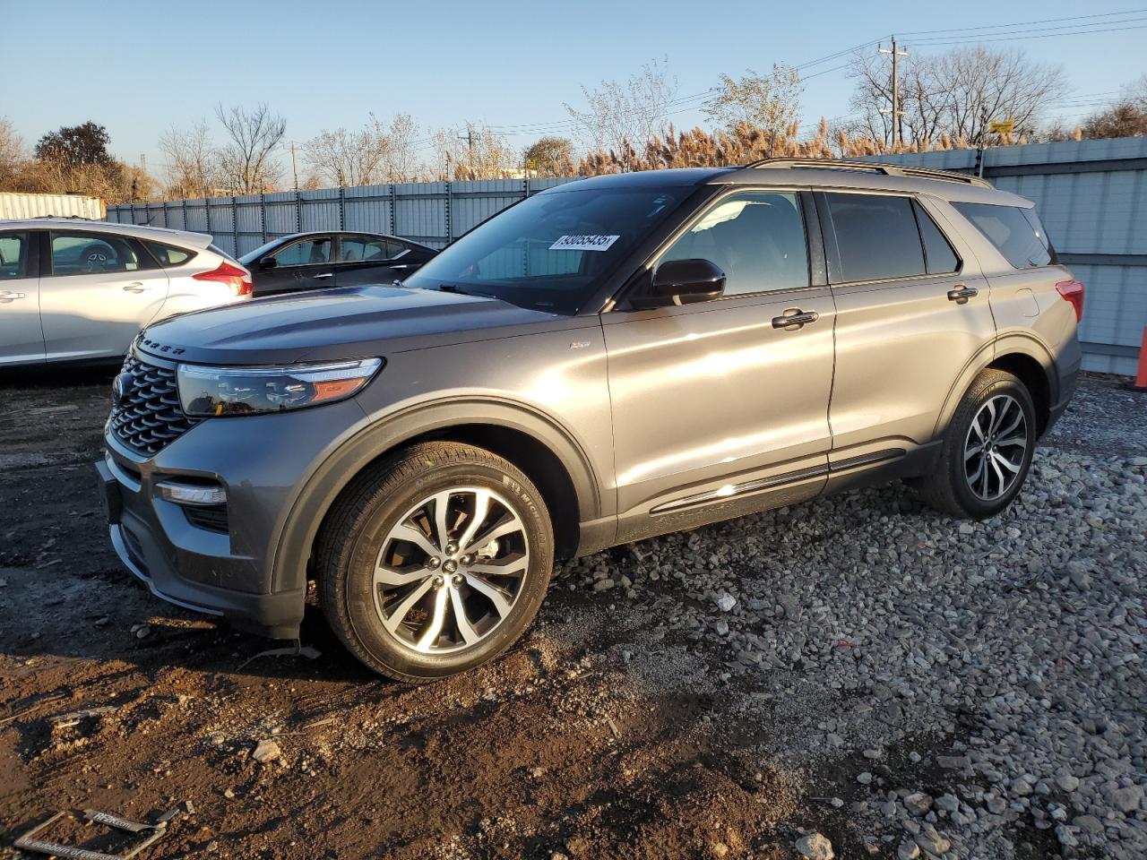 2023 Ford Explorer St-line