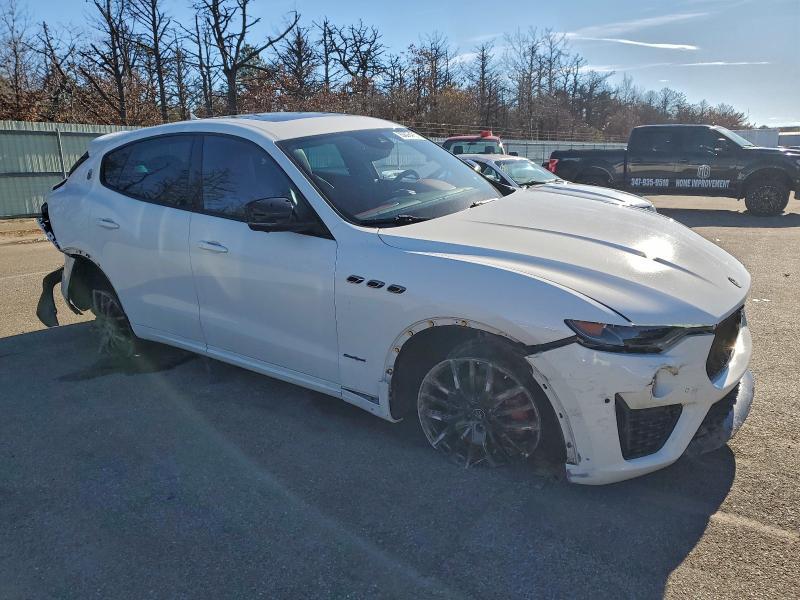2021 Maserati Levante Sport