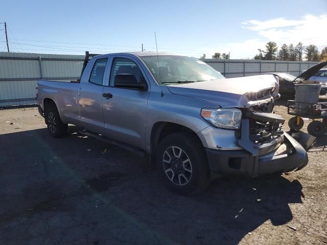 2014 Toyota Tundra Double cab sr