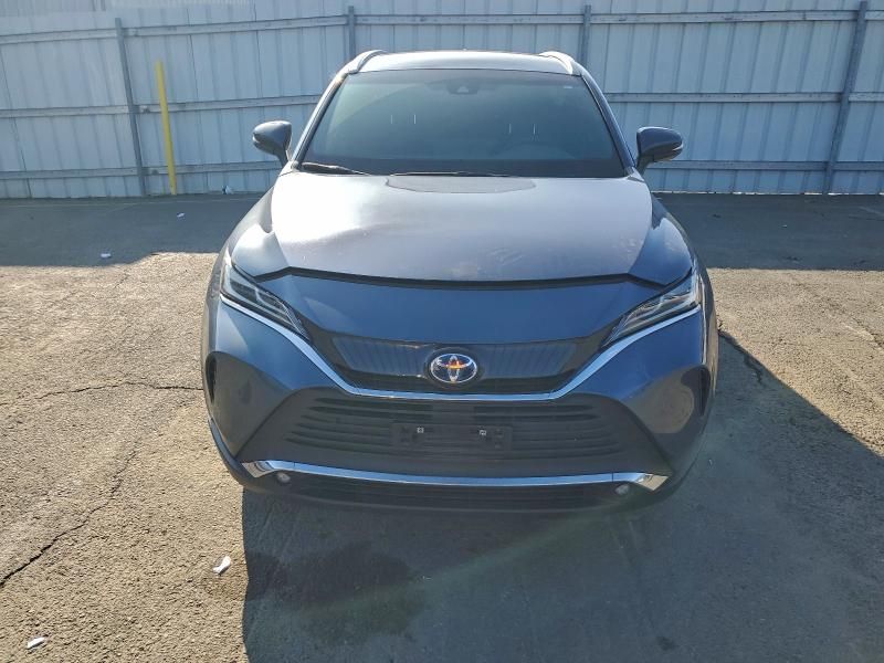 2024 Toyota Venza le