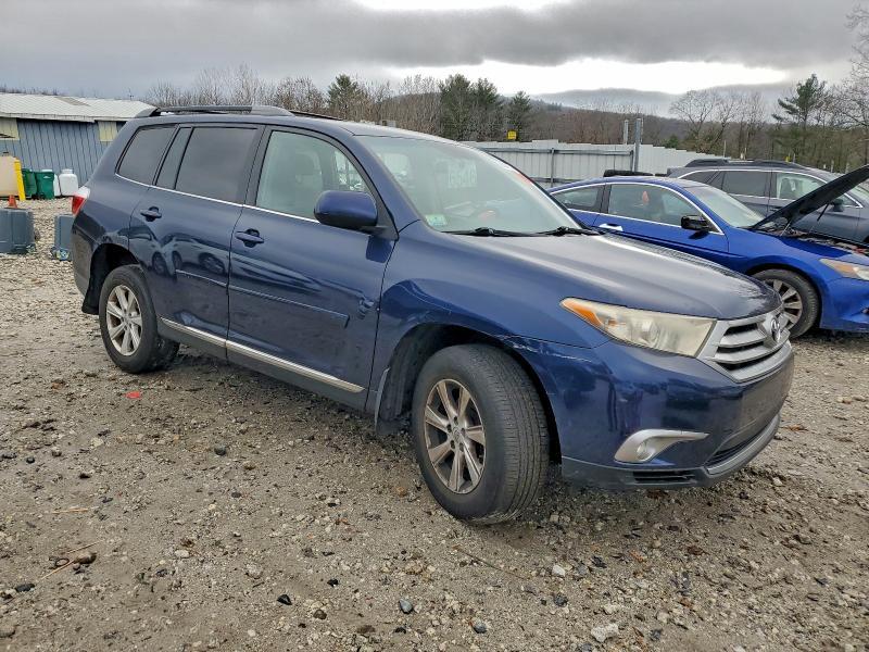 2011 Toyota Highlander Base
