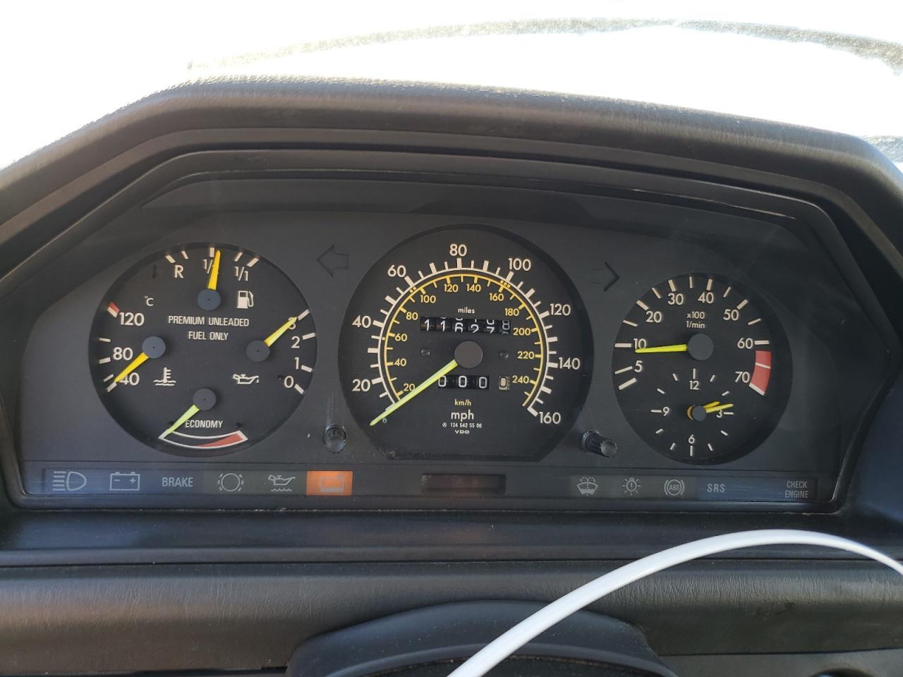 1988 Mercedes-Benz 300 e