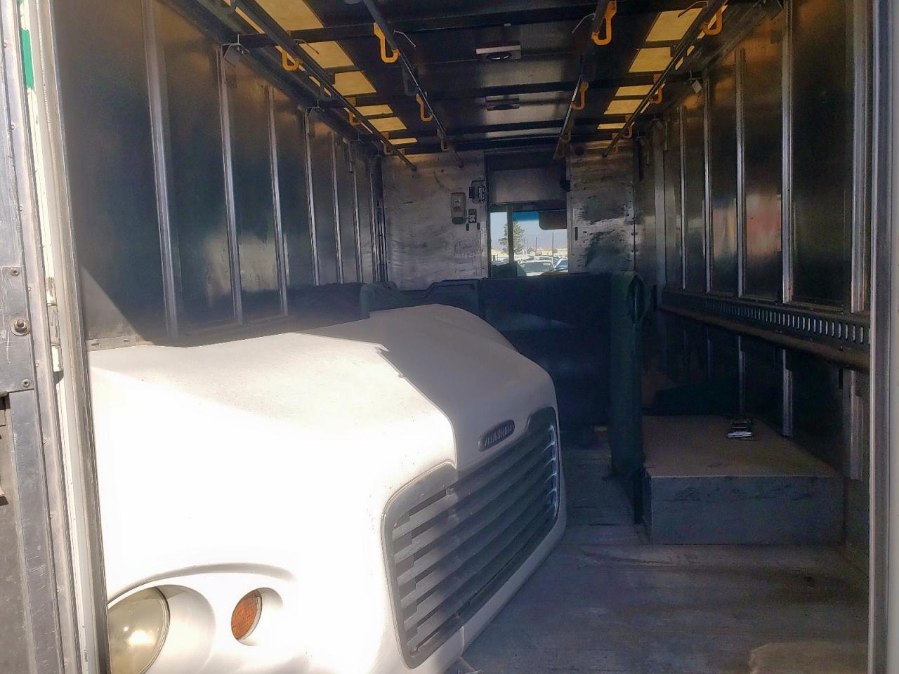 2015 Freightliner MT45 Delivery Truck
