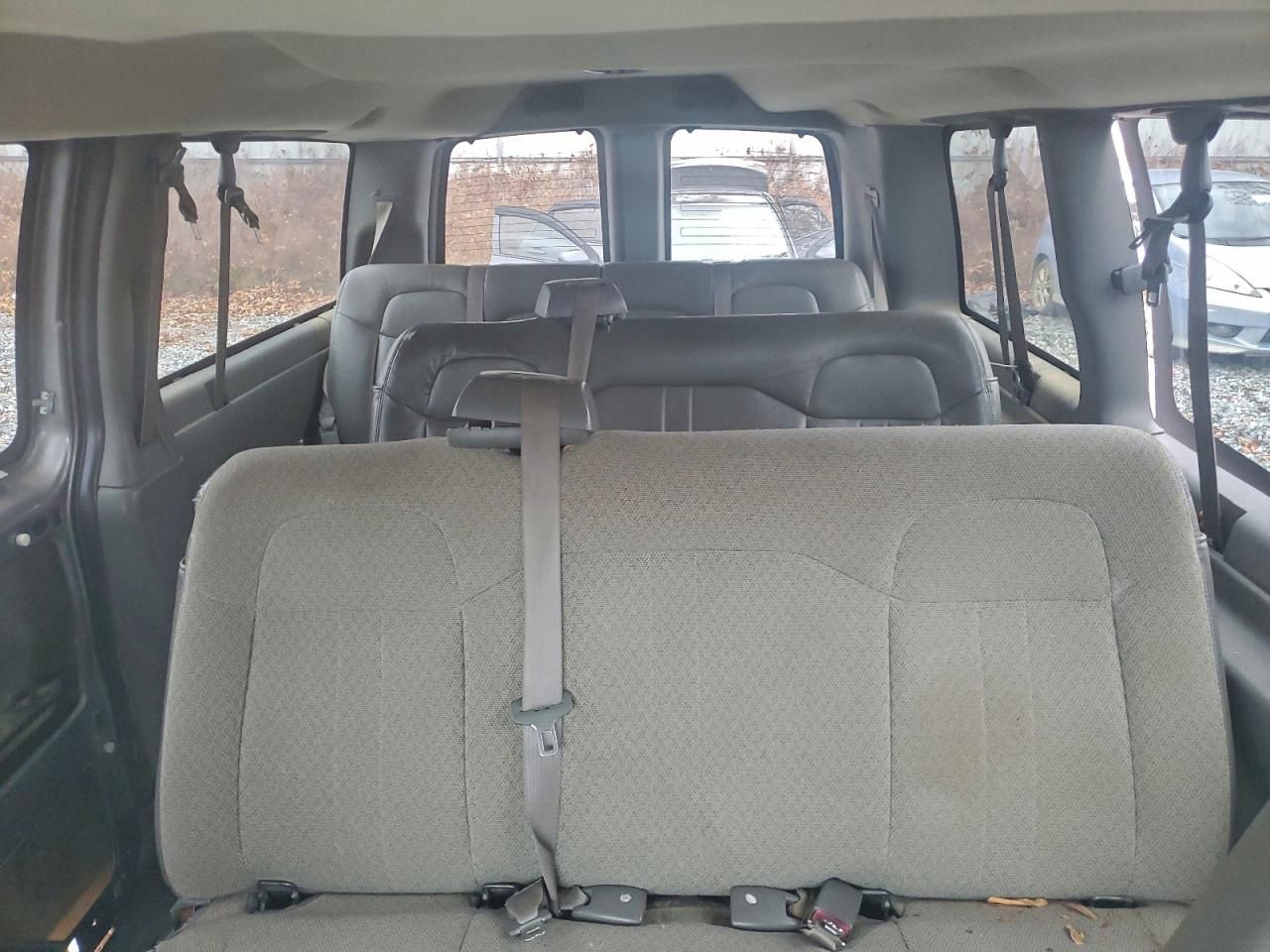 2009 Chevrolet Express G2500