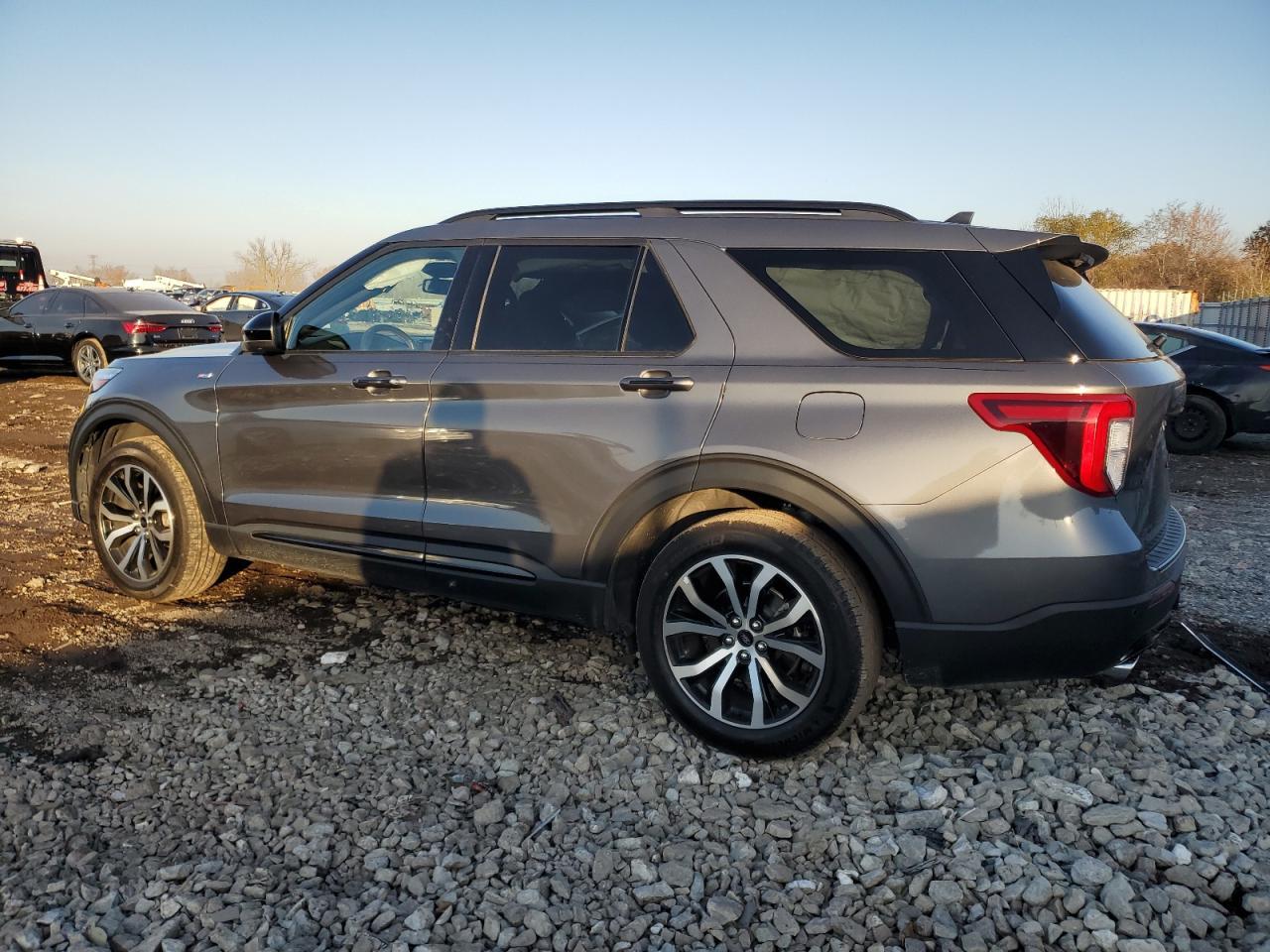 2023 Ford Explorer St-line