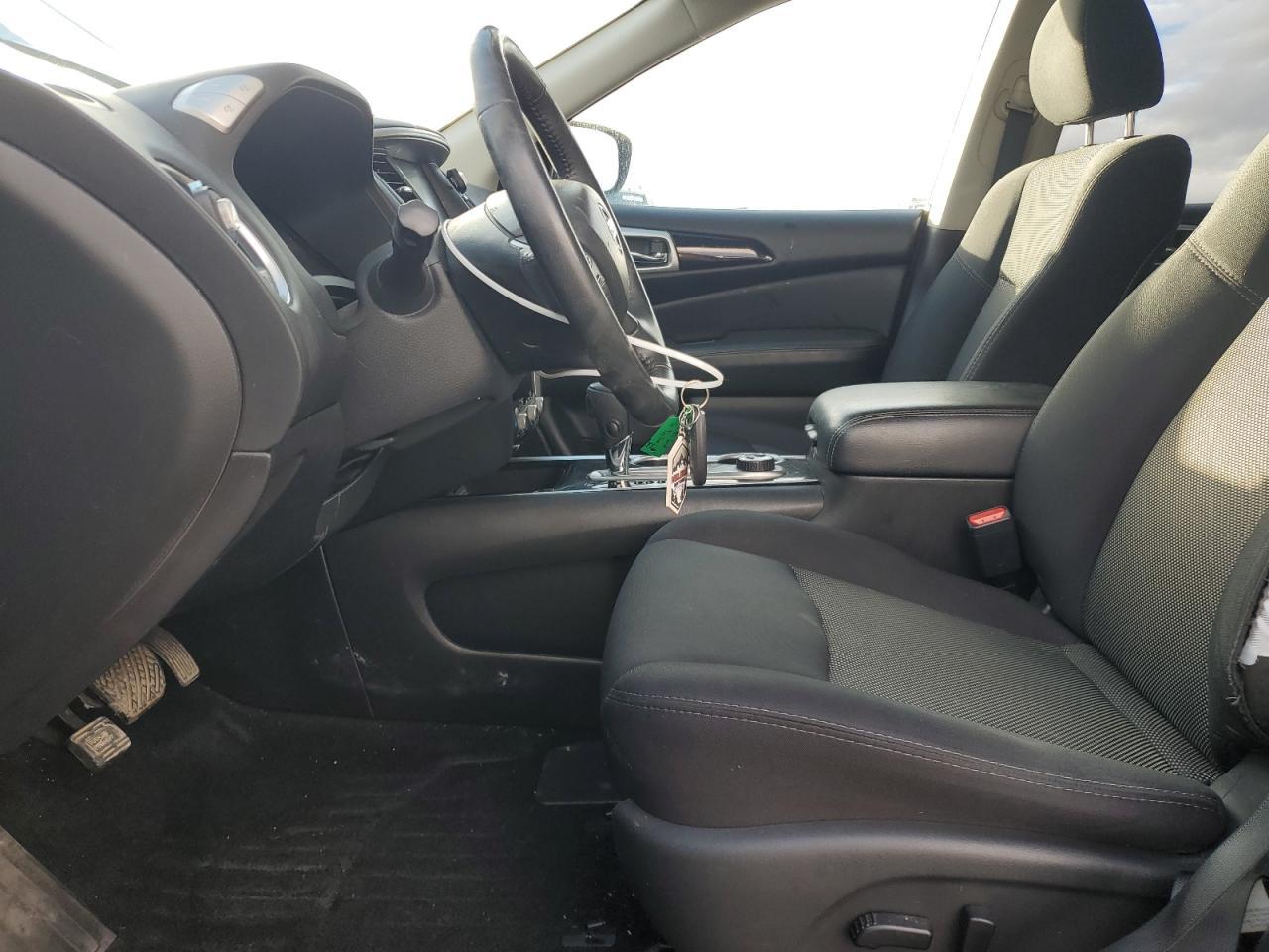 2019 Nissan Pathfinder s